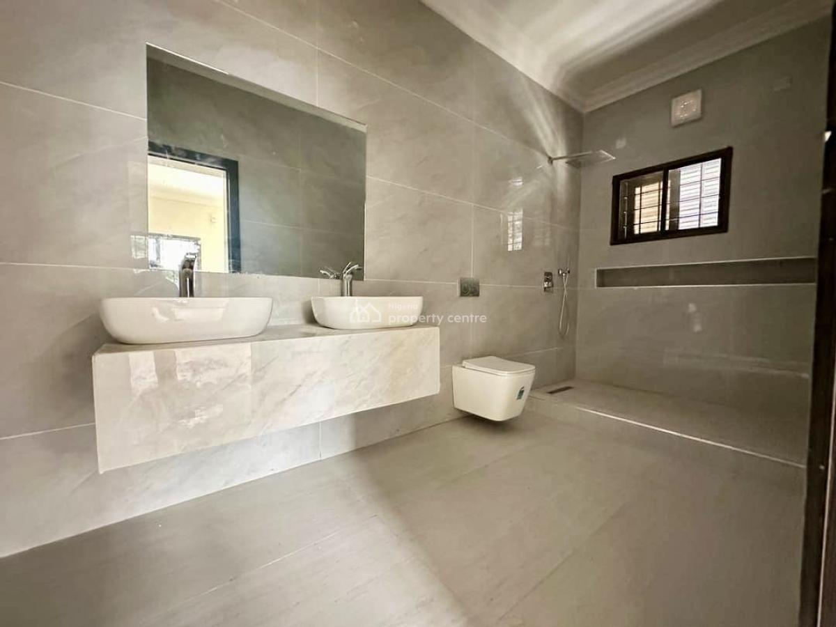 Modern 3-bedroom Ensuite Apartment with Pool and Generator, Lekki Phase 1, Lekki, Lagos, Flat / Apartment for Rent