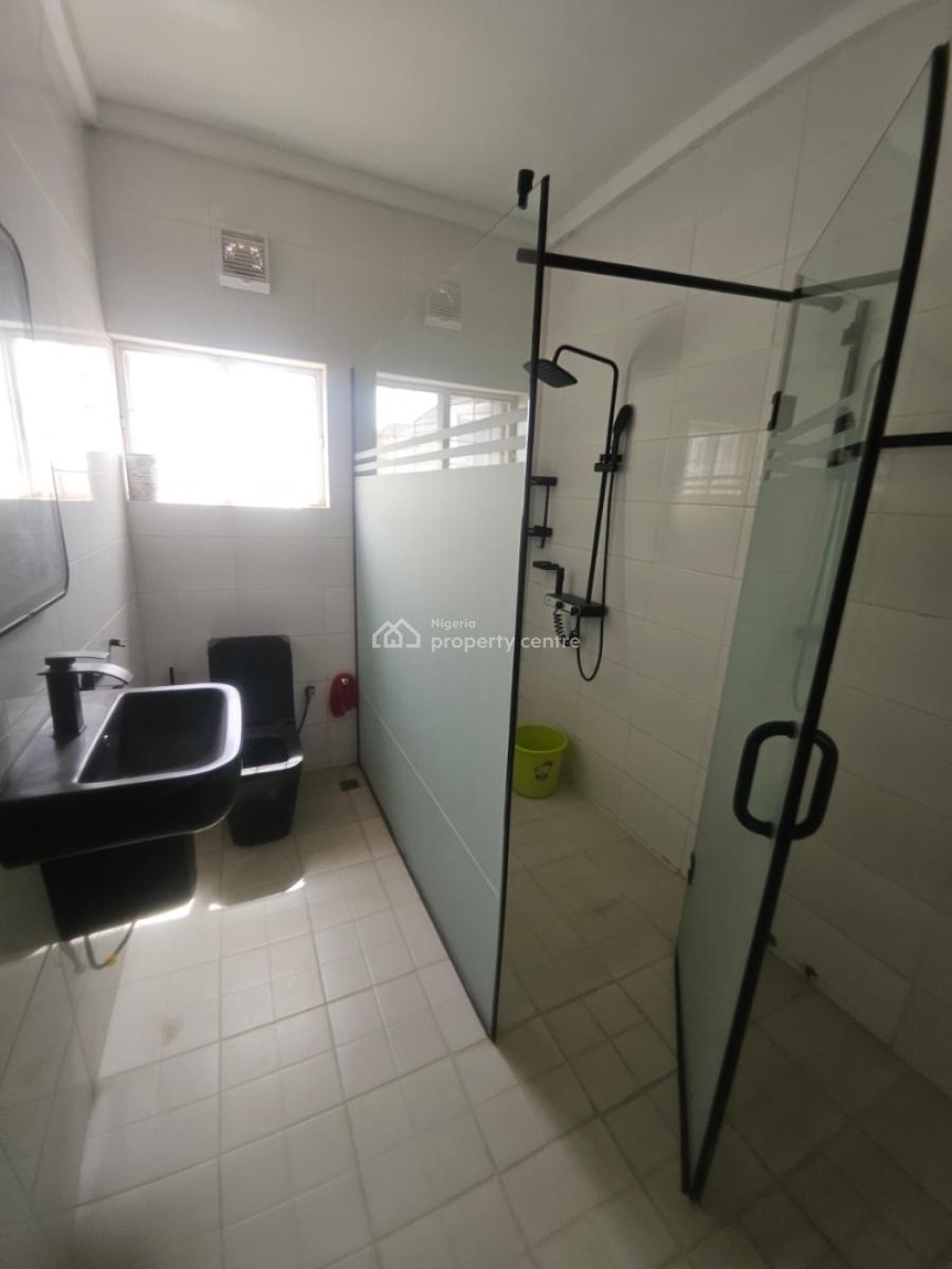 Very Clean 4 Bedroom Penthouse, Behind Shafa Filling Station, Sabon Lugbe, Lugbe District, Abuja, Detached Duplex for Rent