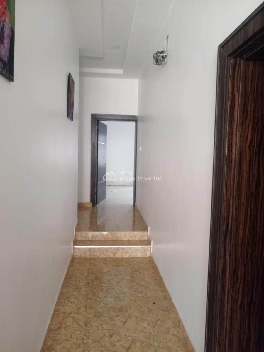 3 Bedroom Apartment, Lugbe District, Abuja, Flat / Apartment for Rent