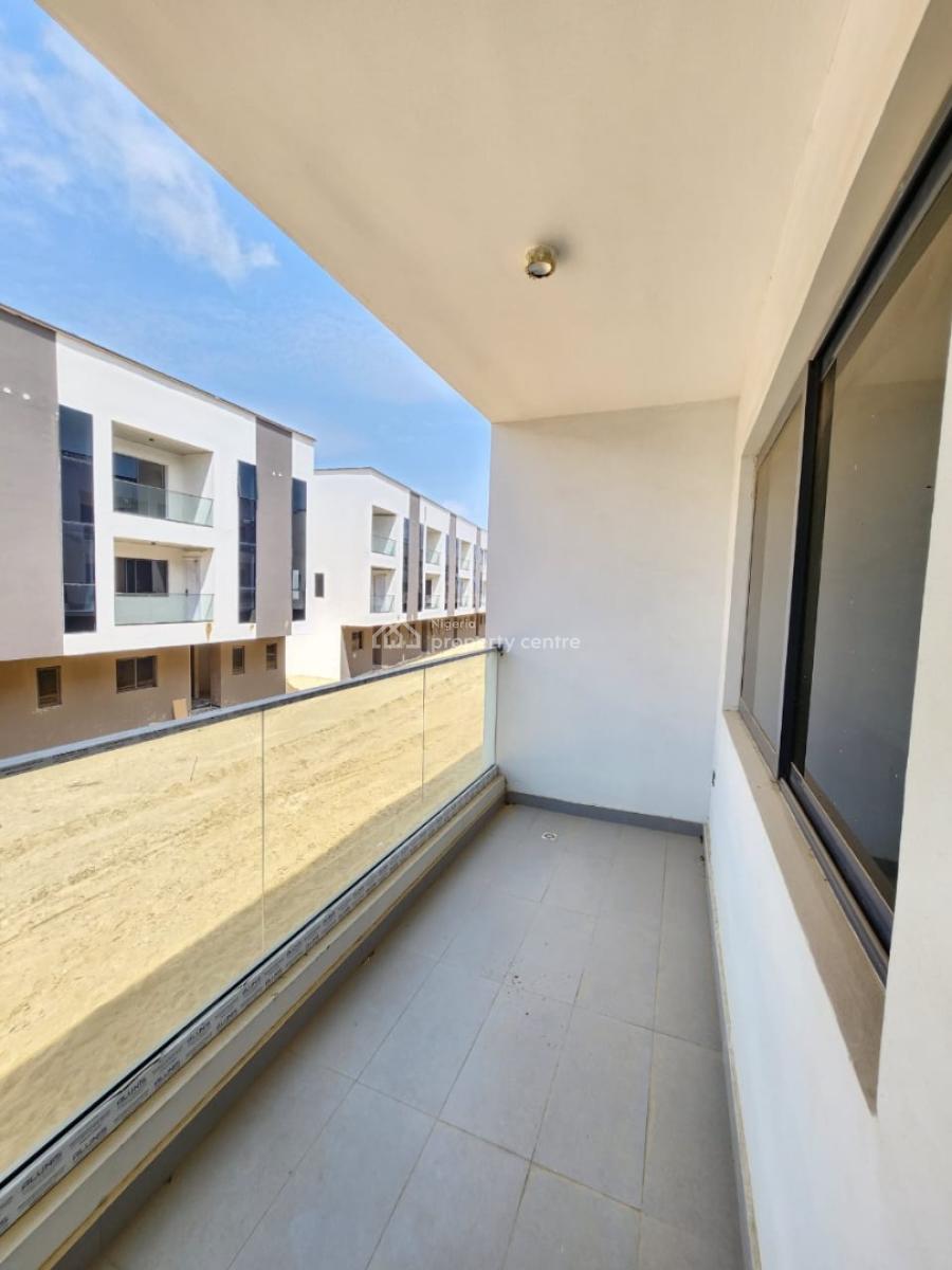 Fully Serviced 4 Bedroom Terrace Duplex in a Prestigious Estate, Lekki Phase 1, Lekki, Lagos, Terraced Duplex for Sale