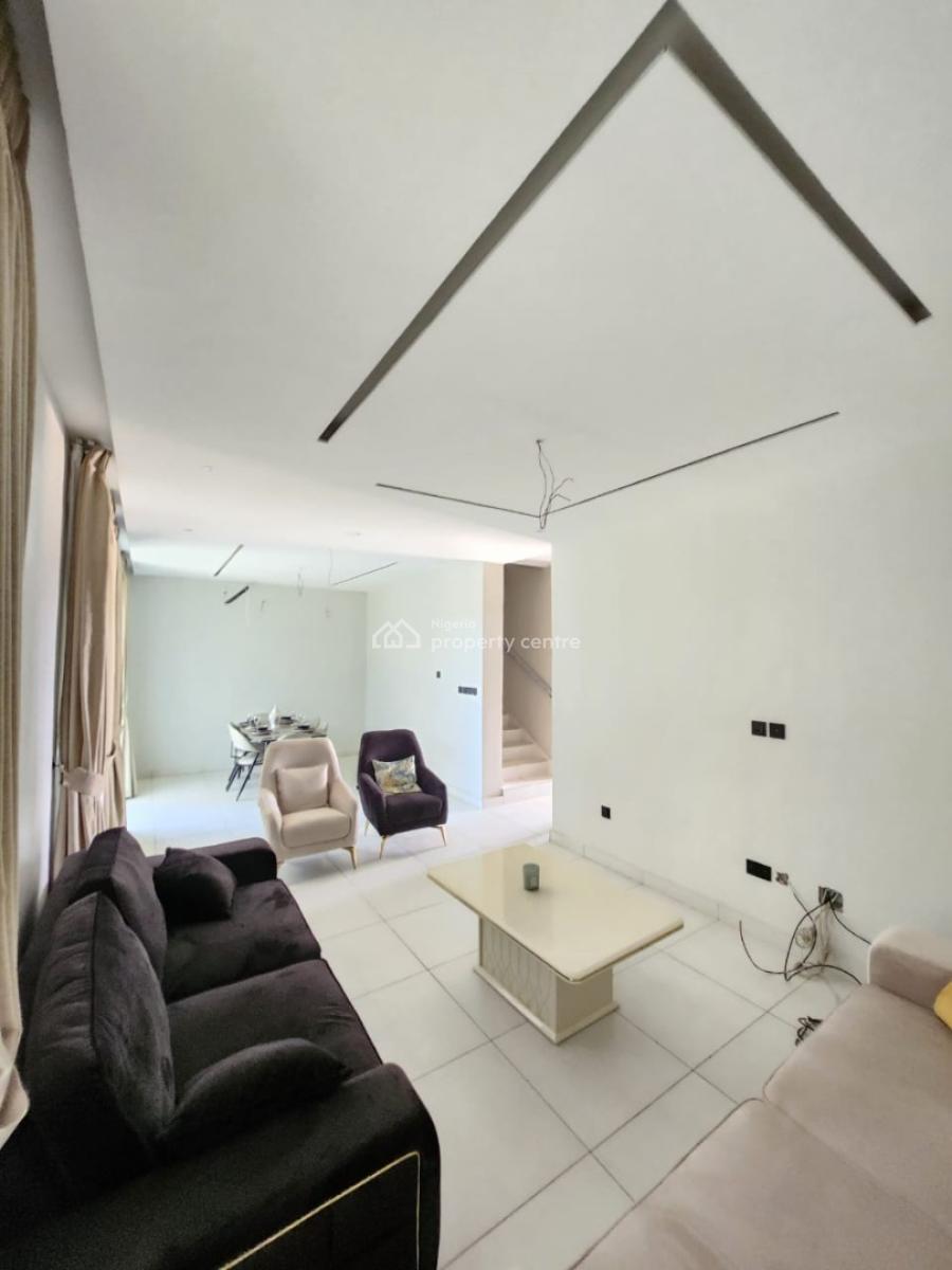 Fully Serviced 4 Bedroom Terrace Duplex in a Prestigious Estate, Lekki Phase 1, Lekki, Lagos, Terraced Duplex for Sale