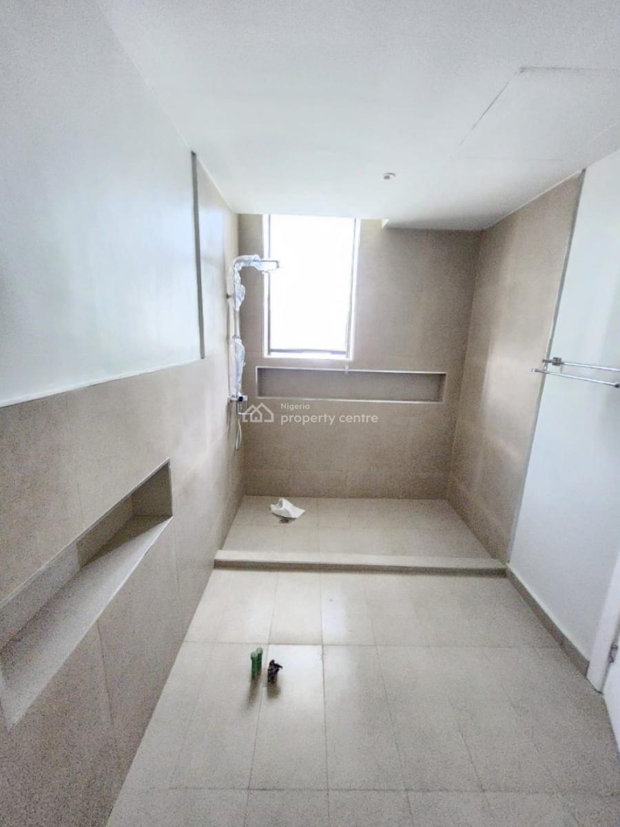 Fully Serviced 4 Bedroom Terrace Duplex in a Prestigious Estate, Lekki Phase 1, Lekki, Lagos, Terraced Duplex for Sale