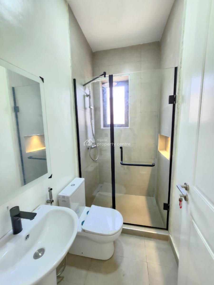 Fully Serviced 4 Bedroom Semi Detached Duplex, Lekki Phase 1, Lekki, Lagos, Terraced Duplex for Sale