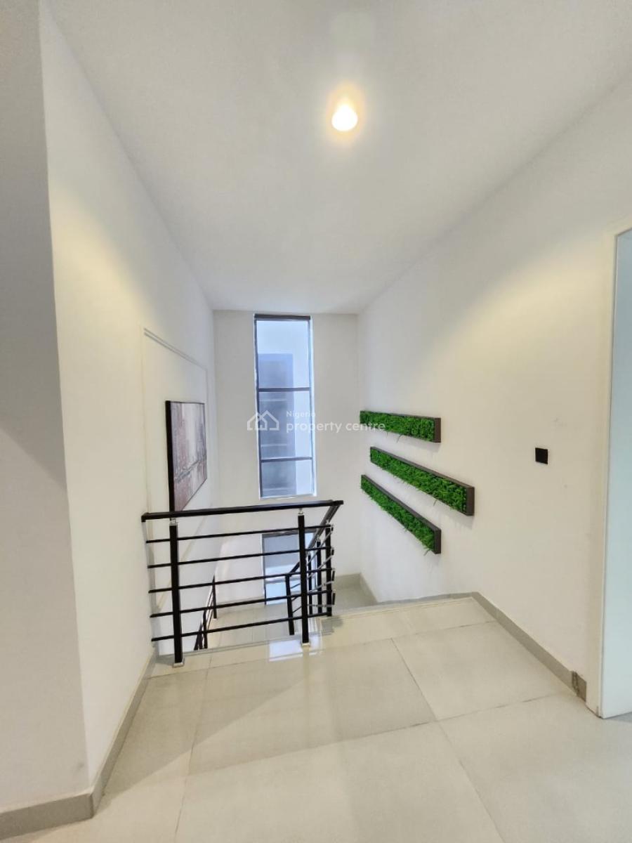 Fully Serviced 4 Bedroom Semi Detached Duplex, Lekki Phase 1, Lekki, Lagos, Terraced Duplex for Sale