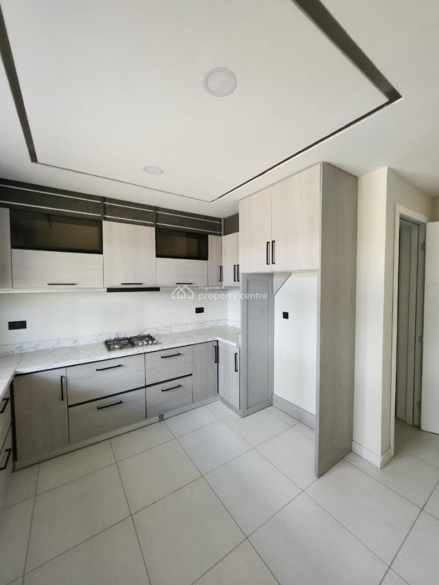 4 Bedroom, Lekki Phase 1, Lekki, Lagos, Terraced Duplex for Sale