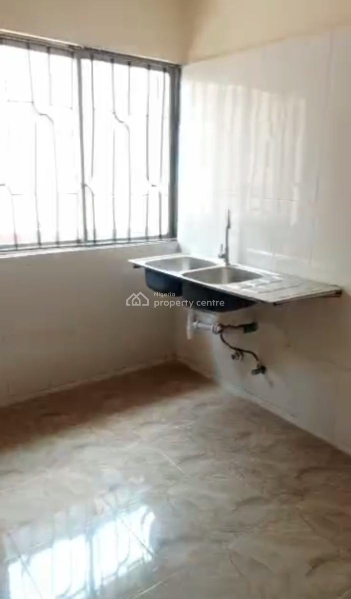 Four Bedroom Semi Detached Duplex with Bq, Medina Estate, Gbagada, Lagos, Semi-detached Duplex for Rent