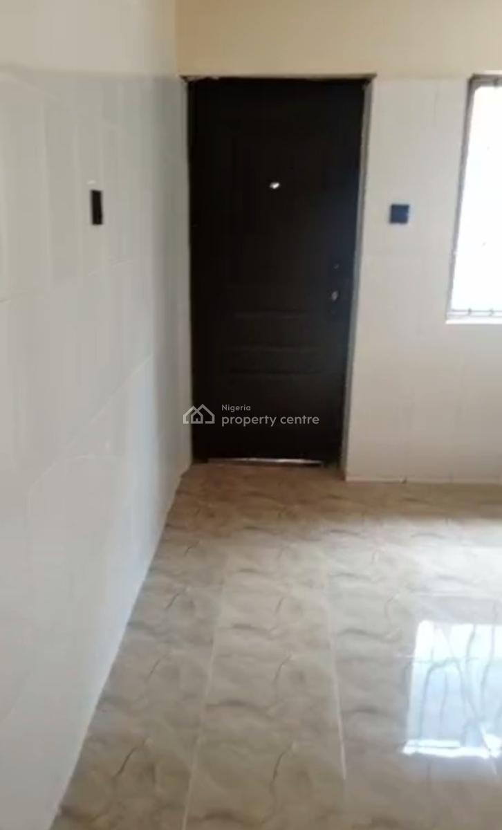 Four Bedroom Semi Detached Duplex with Bq, Medina Estate, Gbagada, Lagos, Semi-detached Duplex for Rent