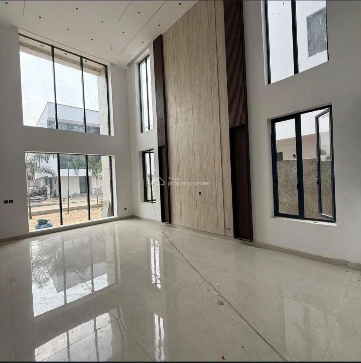 6 Bedroom Luxury Villa with 2 Rooms Bq,, Lekki Phase 1, Lekki, Lagos, Detached Duplex for Sale