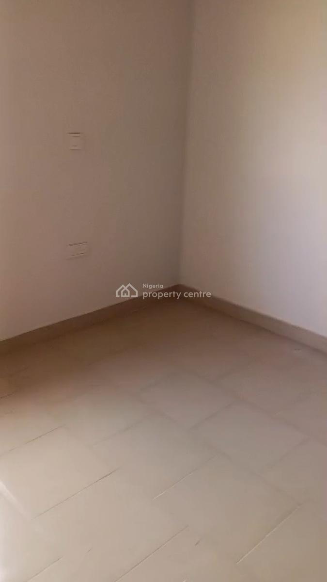 2 Bedroom Ground Floor Flat, Off Powerline, Soluyi, Gbagada, Lagos, Flat / Apartment for Rent