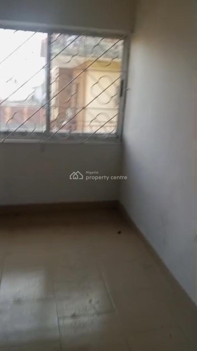 2 Bedroom Ground Floor Flat, Off Powerline, Soluyi, Gbagada, Lagos, Flat / Apartment for Rent