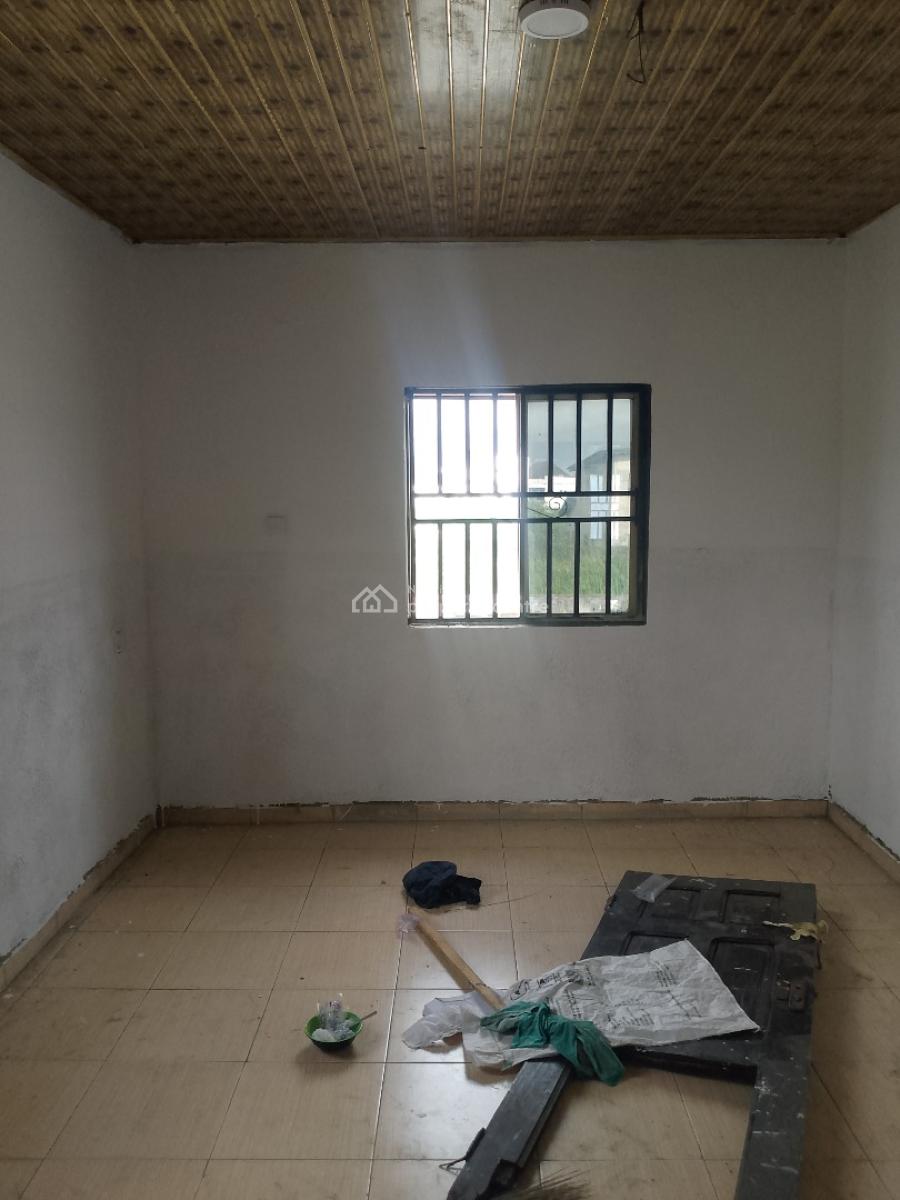 Massive 2bedroom Flat Upstairs, Gated Estate Opposite Rain Oil Abijo Gra, Sangotedo, Ajah, Lagos, Flat / Apartment for Rent