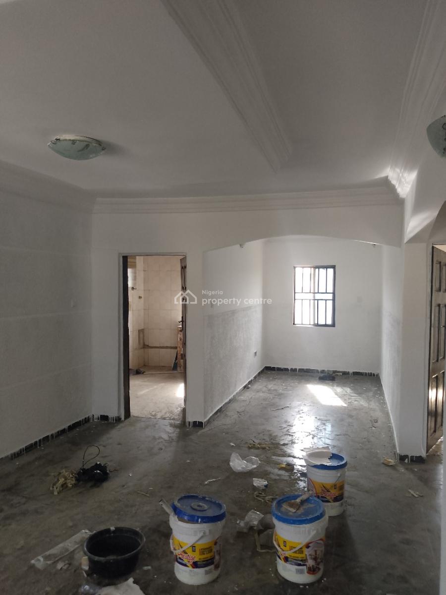 Massive 2bedroom Flat Upstairs, Gated Estate Opposite Rain Oil Abijo Gra, Sangotedo, Ajah, Lagos, Flat / Apartment for Rent