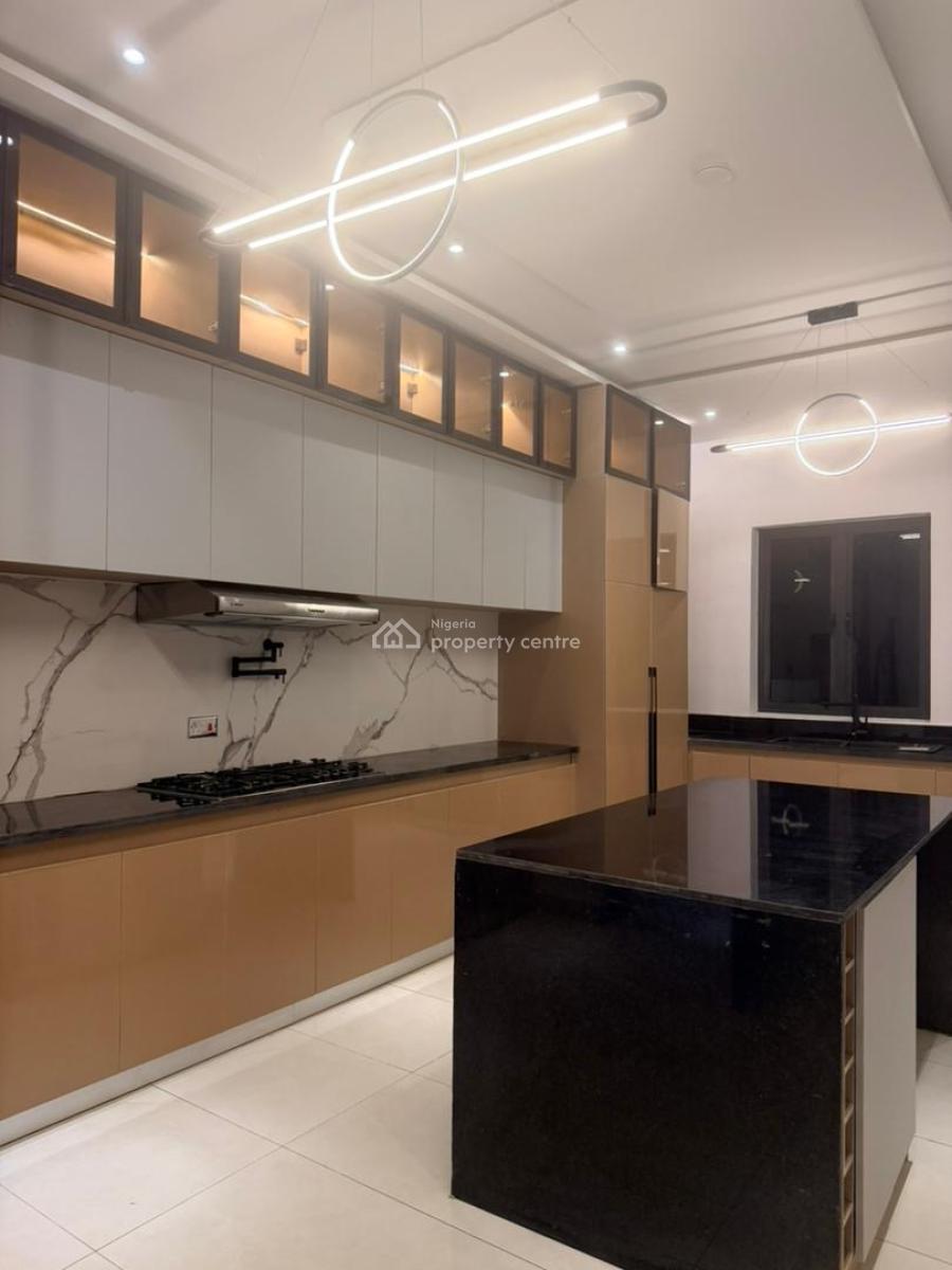 5 Bedrooms, Phase1, Lekki, Lagos, Semi-detached Duplex for Sale