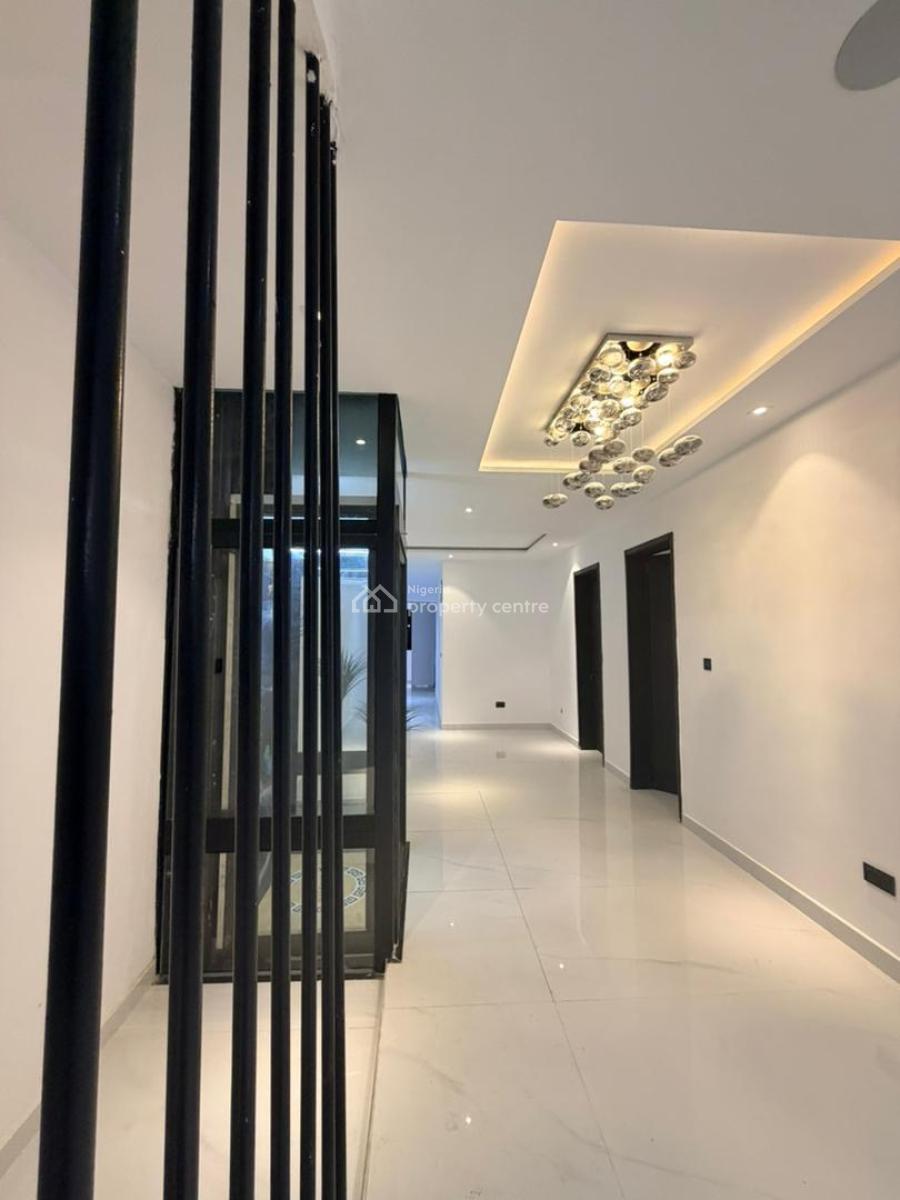 5 Bedrooms, Phase1, Lekki, Lagos, Semi-detached Duplex for Sale