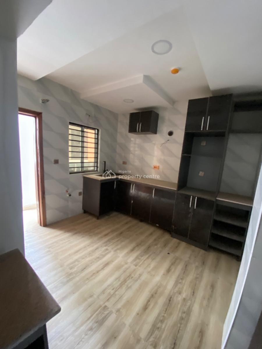 Fully Serviced 2 Bedrooms Apartments with Bq, Lekki Phase One, Lekki Phase 1, Lekki, Lagos, Flat / Apartment for Rent