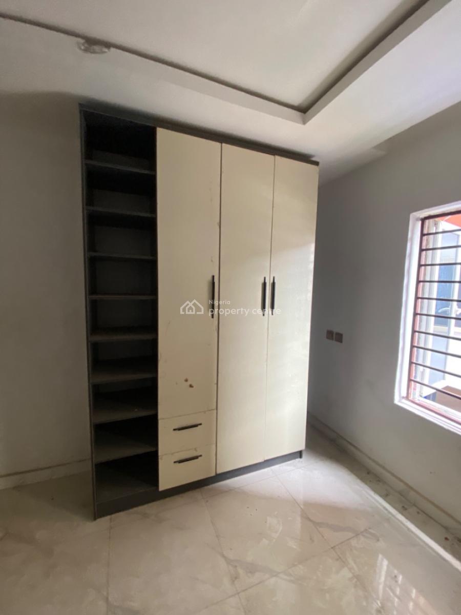 Fully Serviced 2 Bedrooms Apartments with Bq, Lekki Phase One, Lekki Phase 1, Lekki, Lagos, Flat / Apartment for Rent