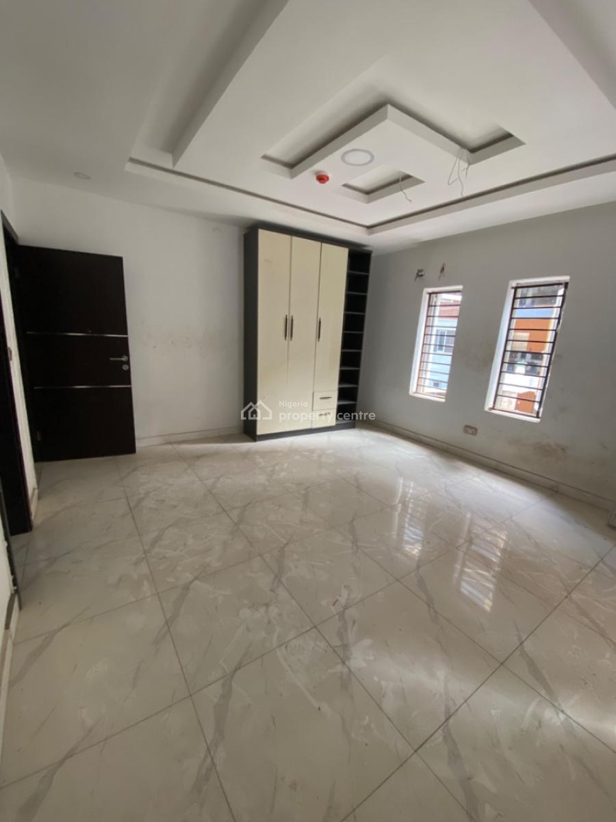 Fully Serviced 2 Bedrooms Apartments with Bq, Lekki Phase One, Lekki Phase 1, Lekki, Lagos, Flat / Apartment for Rent