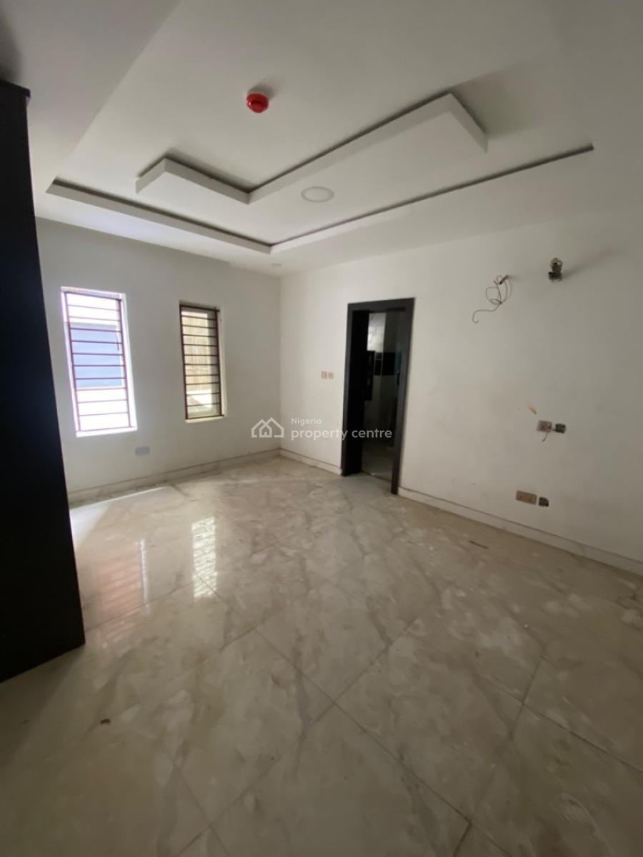 Fully Serviced 2 Bedrooms Apartments with Bq, Lekki Phase One, Lekki Phase 1, Lekki, Lagos, Flat / Apartment for Rent