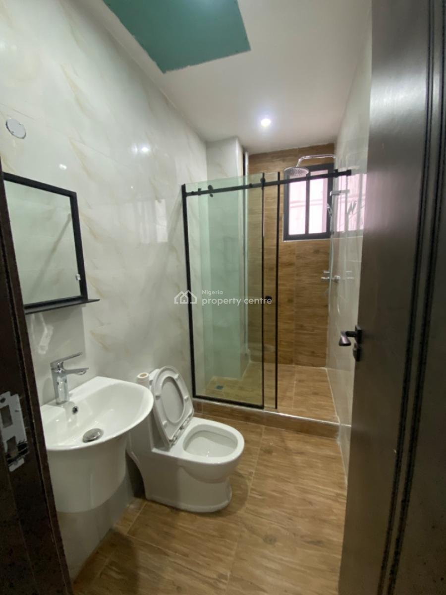 Now Selling-a Fully Serviced 2 Bedrooms Apartments with Elevator, Lekki Phase 1, Lekki, Lagos, Flat / Apartment for Sale