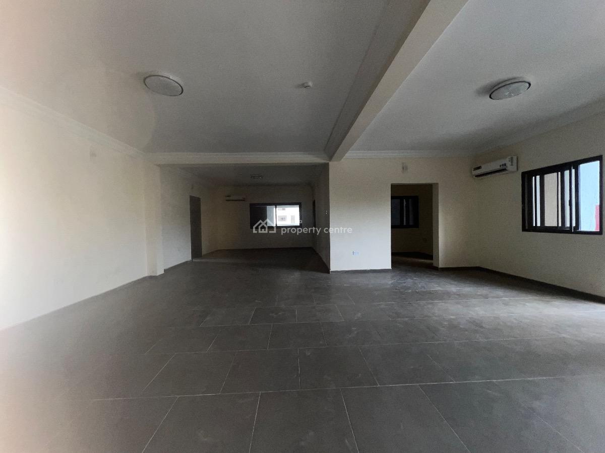 Luxury 3 Bedroom Flat with Bq, By Admiralty Way, Lekki Phase 1, Lekki, Lagos, Flat / Apartment for Rent