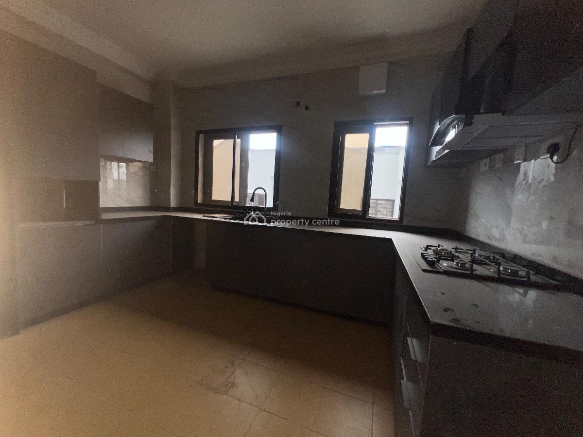 Luxury 3 Bedroom Flat with Bq, By Admiralty Way, Lekki Phase 1, Lekki, Lagos, Flat / Apartment for Rent