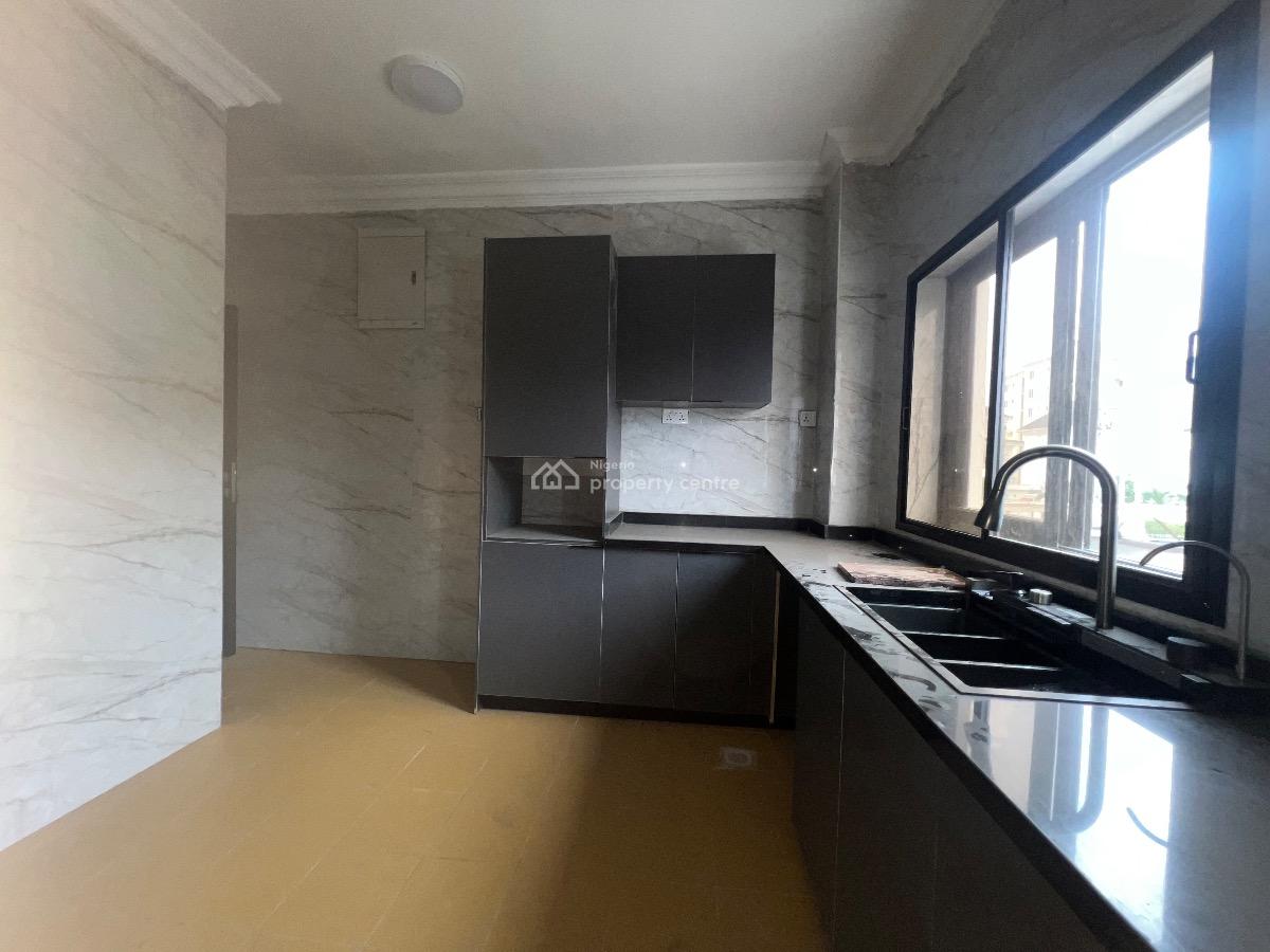 Luxury 3 Bedroom Flat with Bq, By Admiralty Way, Lekki Phase 1, Lekki, Lagos, Flat / Apartment for Rent