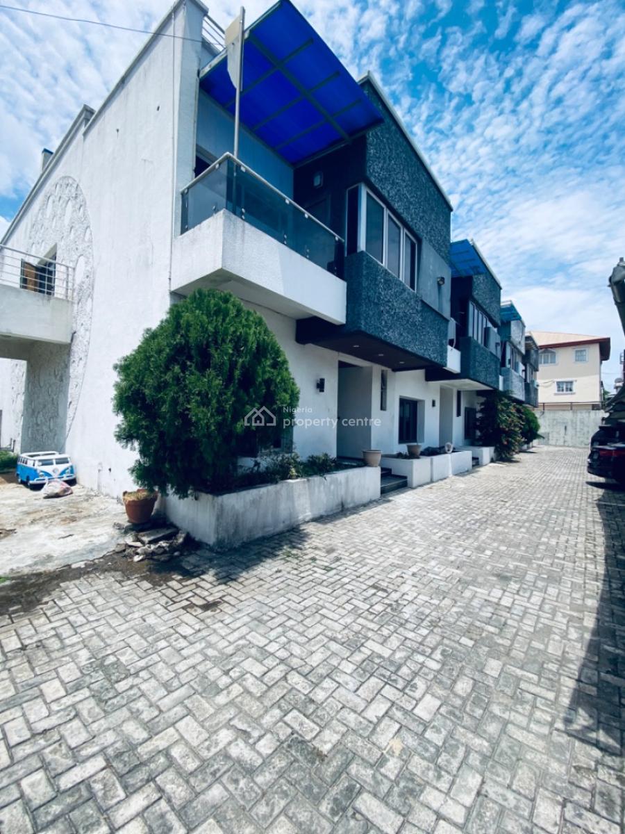 a Self Serviced 4 Bedrooms Terrace Duplex with a Rooftop Terrace, Phase One, Lekki Phase 1, Lekki, Lagos, Terraced Duplex for Rent