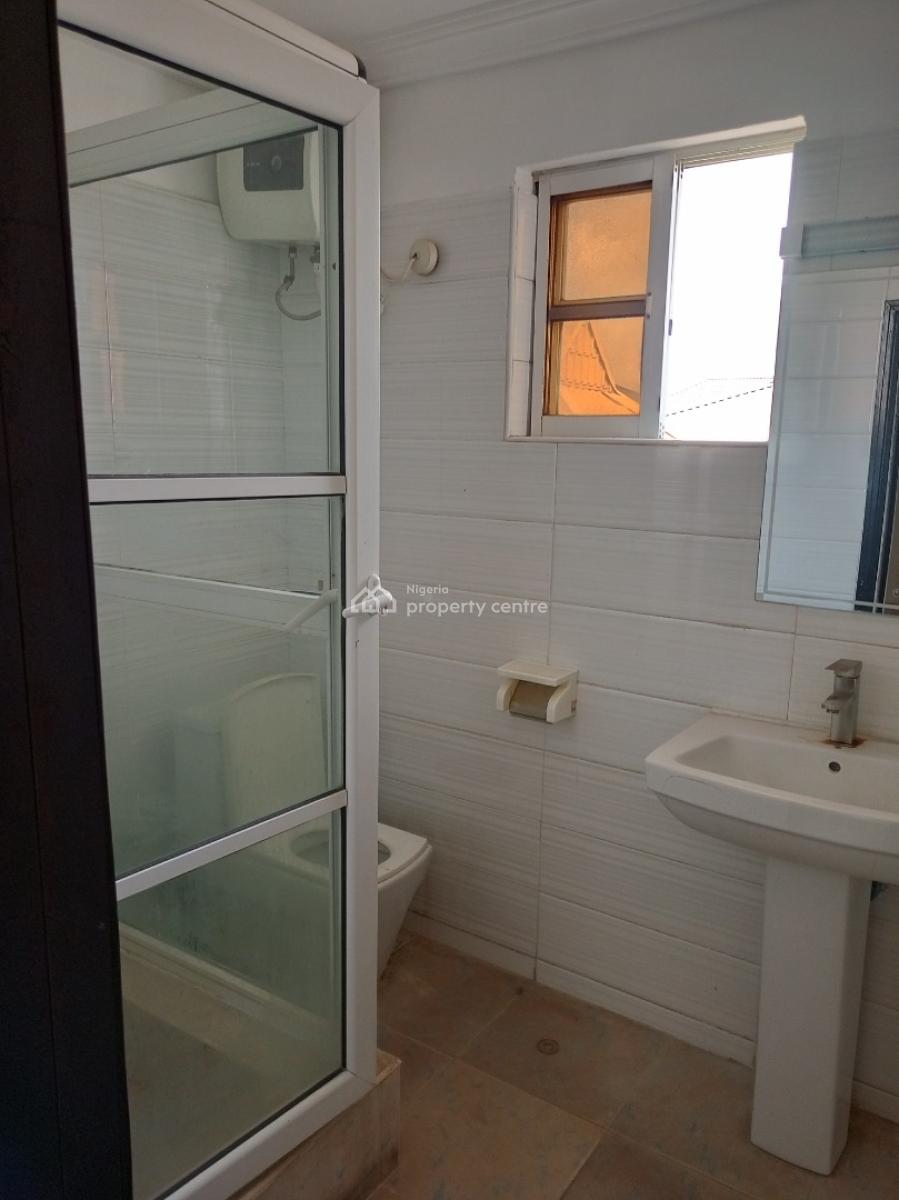 3bedroom Penthouse (second Floor), Off Ikoyi Link Bridge Admiralty Way, Lekki Phase 1, Lekki, Lagos, Flat / Apartment for Rent