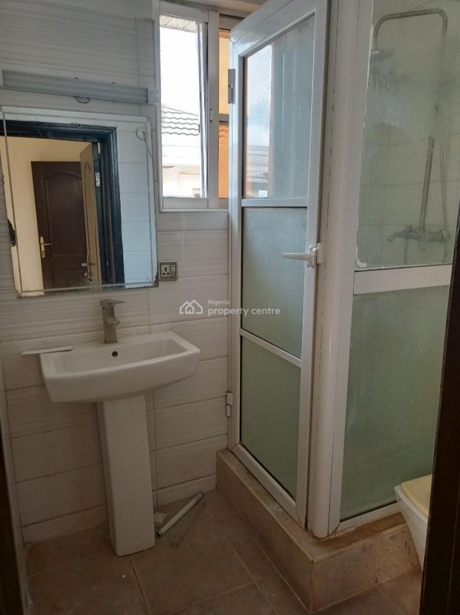 3bedroom Penthouse (second Floor), Off Ikoyi Link Bridge Admiralty Way, Lekki Phase 1, Lekki, Lagos, Flat / Apartment for Rent