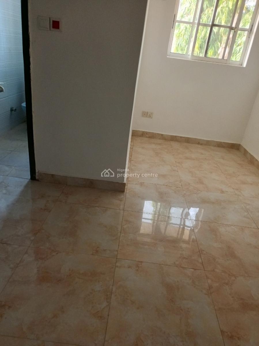 3bedroom Penthouse (second Floor), Off Ikoyi Link Bridge Admiralty Way, Lekki Phase 1, Lekki, Lagos, Flat / Apartment for Rent