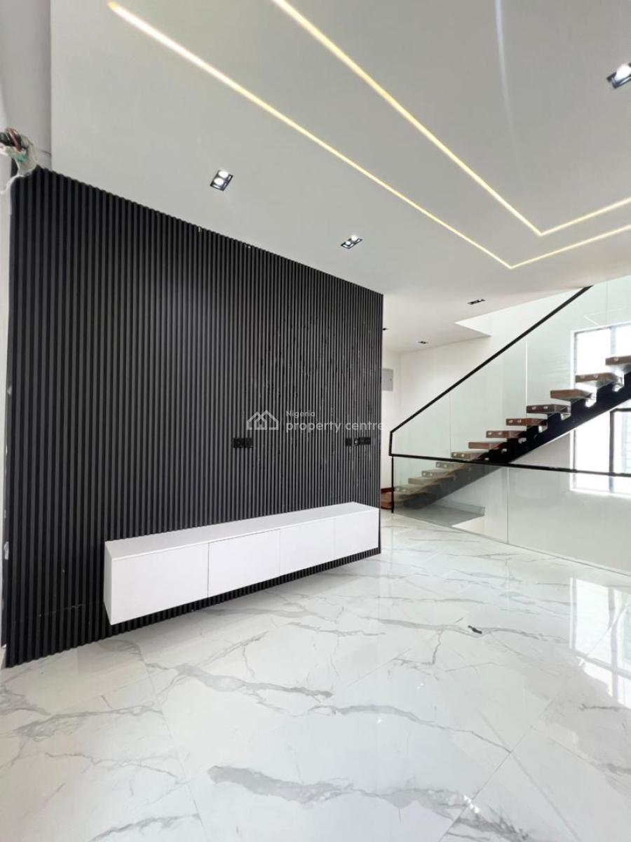 :premium 5 Bedroom Fully Detached Duplex +gym, Pool, & Bq, Lekki Phase 1, Lekki, Lagos, Detached Duplex for Sale