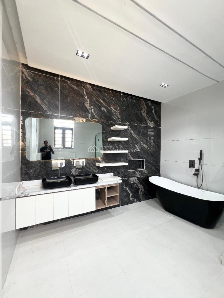 :premium 5 Bedroom Fully Detached Duplex +gym, Pool, & Bq, Lekki Phase 1, Lekki, Lagos, Detached Duplex for Sale