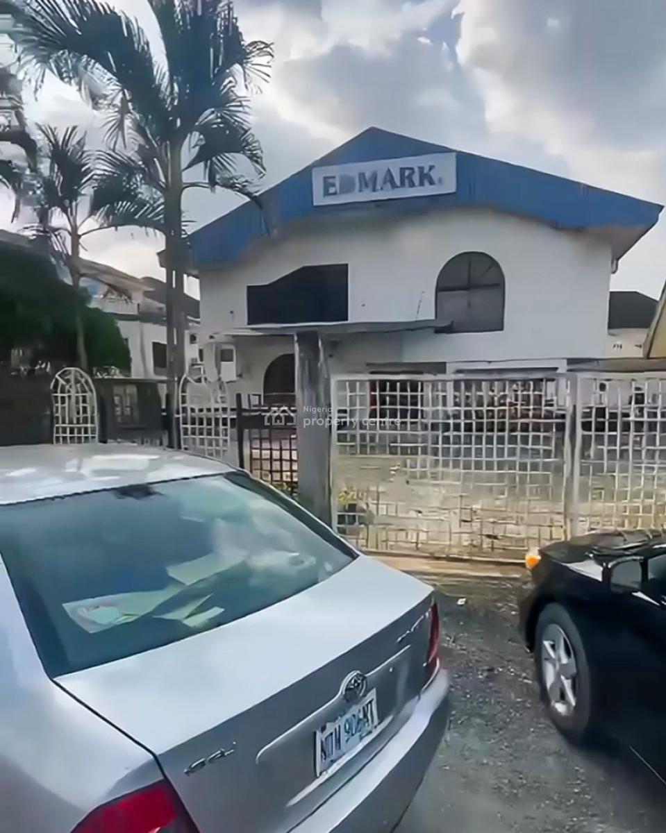 Large 5 Bedroom Duplex with 2 Rooms Bq for Office Use, Olu Obasanjo, Port Harcourt, Rivers, Office Space for Rent