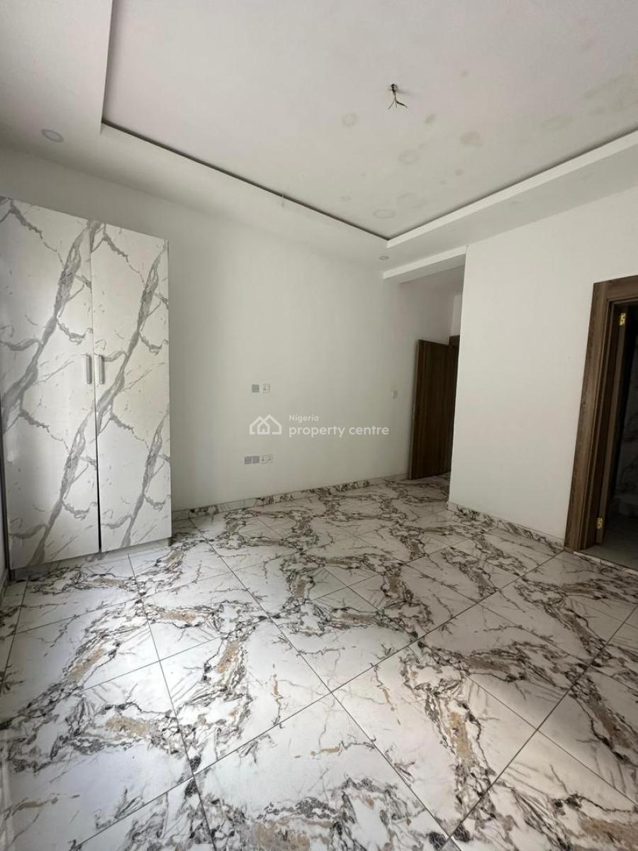 Executive 2-bedroom Apartment + Bq, Ikota, Lekki, Lagos, Flat / Apartment for Sale