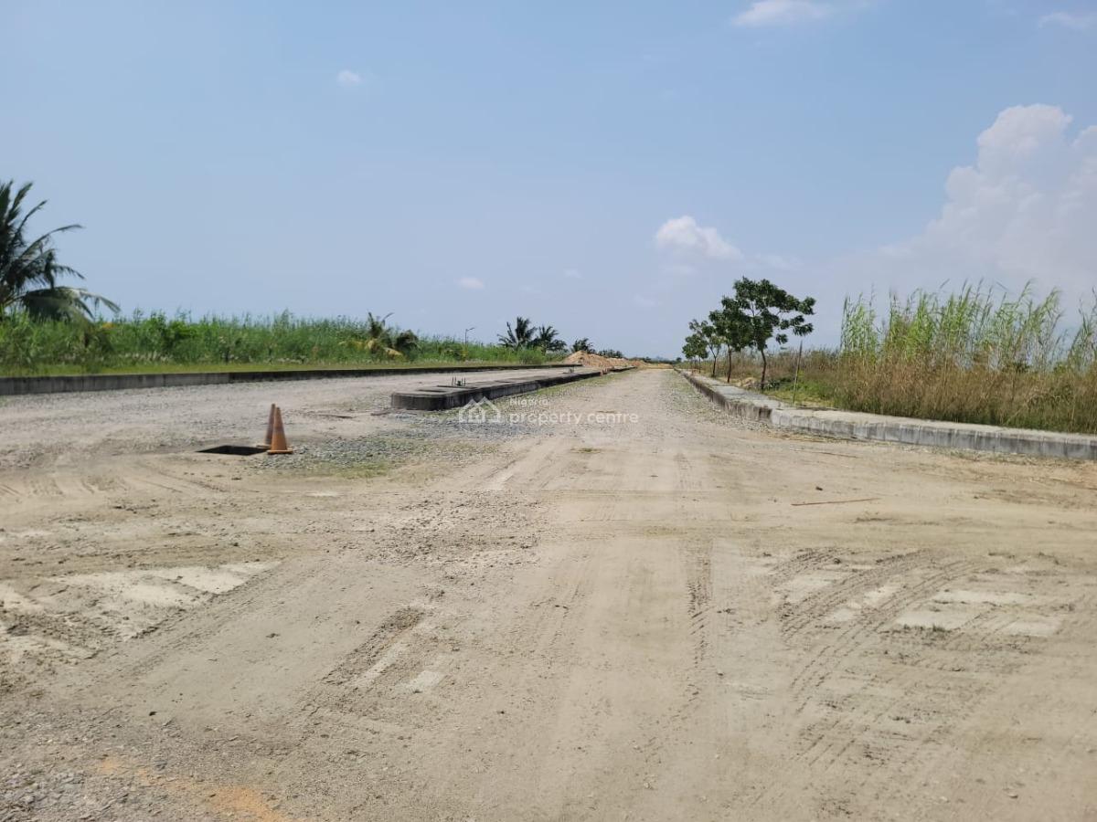 a Premium 4,511 Sq/m Land at Gracefield Island Chevron, Chevron, Lekki, Lagos, Mixed-use Land for Sale