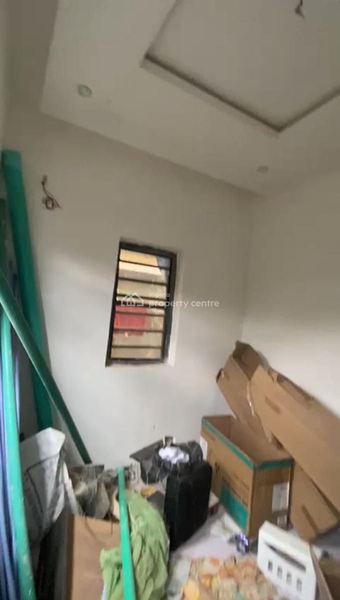 Newly Built Mini Bungalow, Oworonshoki, Shomolu, Lagos, Flat / Apartment for Rent