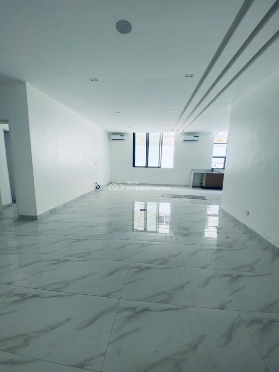 Fully Serviced One and Two Bedrooms 1&2 Beds with Rooftop Pool, Phase One, Lekki Phase 1, Lekki, Lagos, Flat / Apartment for Sale