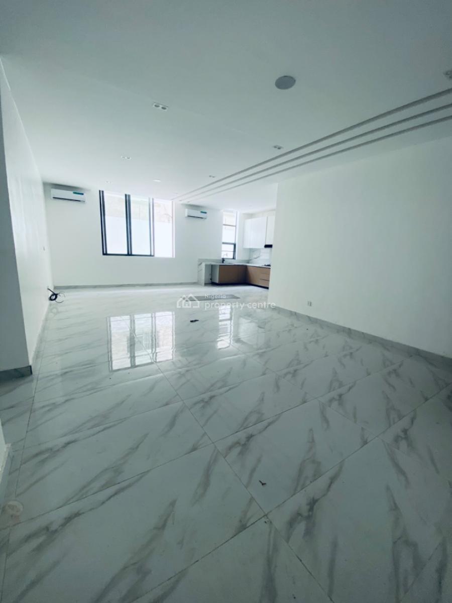 Fully Serviced One and Two Bedrooms 1&2 Beds with Rooftop Pool, Phase One, Lekki Phase 1, Lekki, Lagos, Flat / Apartment for Sale