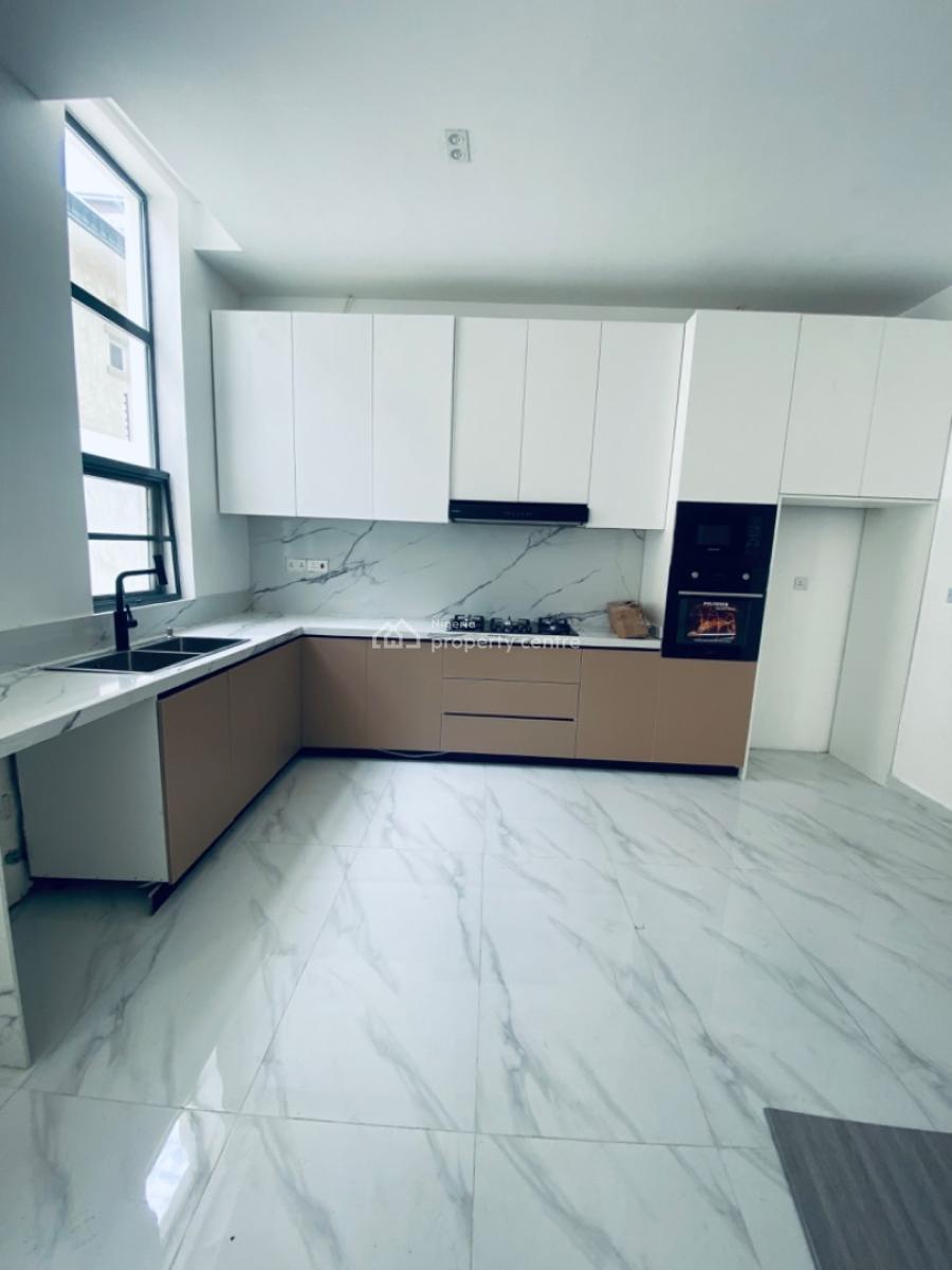 Fully Serviced One and Two Bedrooms 1&2 Beds with Rooftop Pool, Phase One, Lekki Phase 1, Lekki, Lagos, Flat / Apartment for Sale