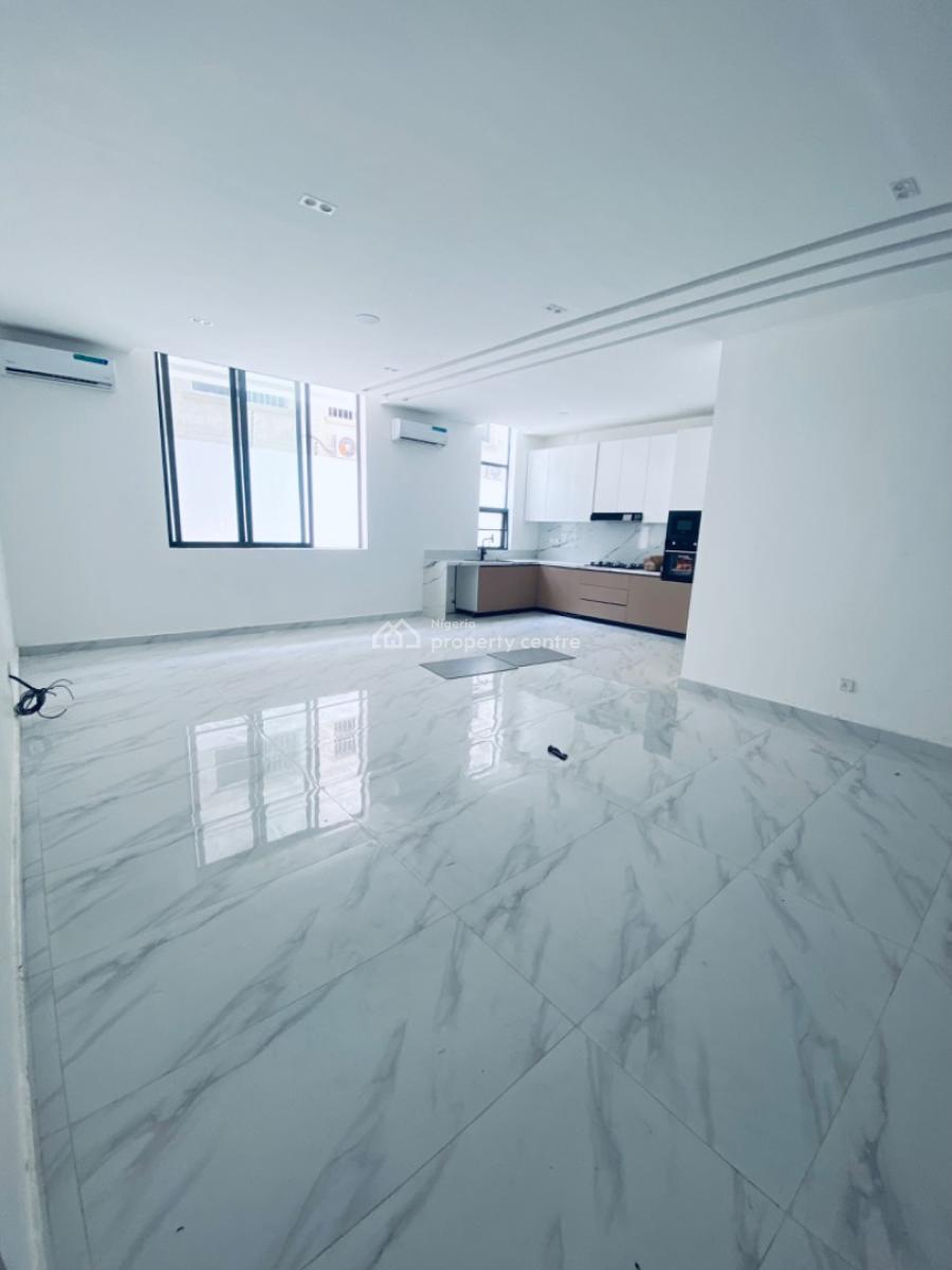 Fully Serviced One and Two Bedrooms 1&2 Beds with Rooftop Pool, Phase One, Lekki Phase 1, Lekki, Lagos, Flat / Apartment for Sale