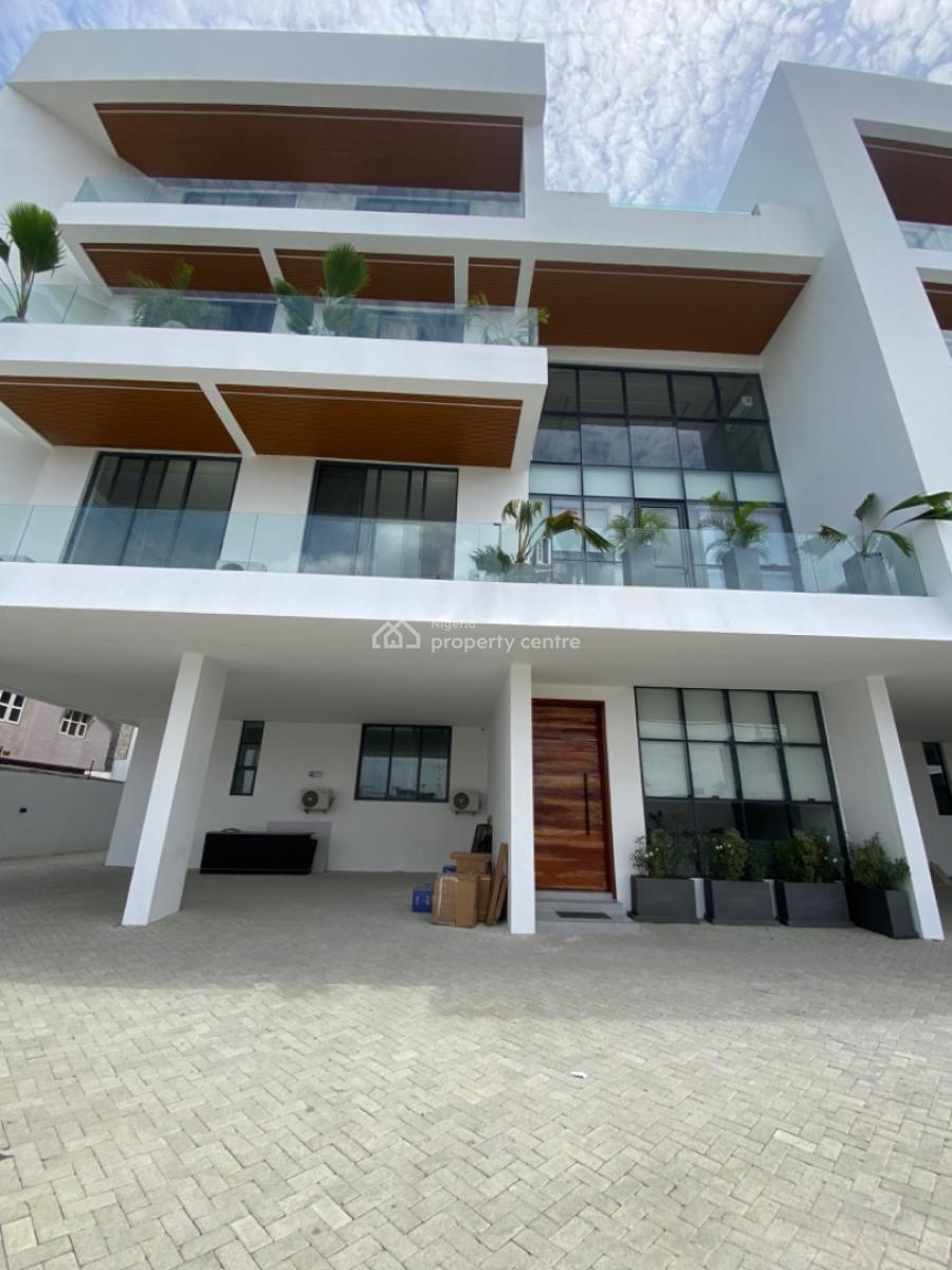 Fully Serviced One and Two Bedrooms 1&2 Beds with Rooftop Pool, Phase One, Lekki Phase 1, Lekki, Lagos, Flat / Apartment for Sale