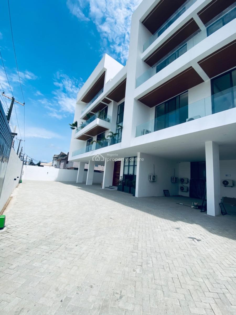 Fully Serviced One and Two Bedrooms 1&2 Beds with Rooftop Pool, Phase One, Lekki Phase 1, Lekki, Lagos, Flat / Apartment for Sale