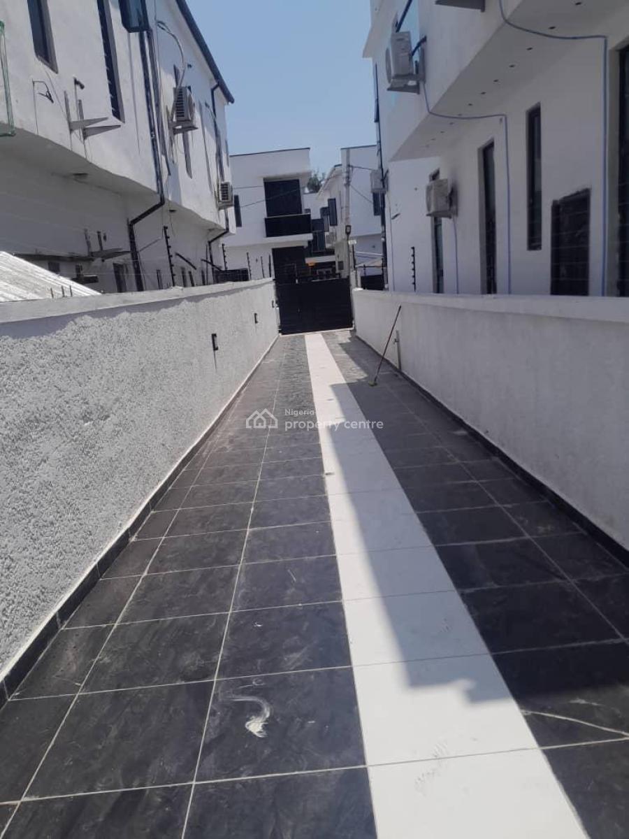 4-bedroom Semi Detached Duplex with Maidhouse (bq), Ikota Gra, Ikota, Lekki, Lagos, Semi-detached Duplex for Rent