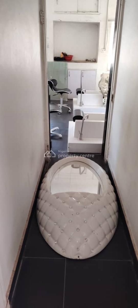 Massive Shop Space on The Ground Floor, Area 3, Garki, Abuja, Shop for Rent