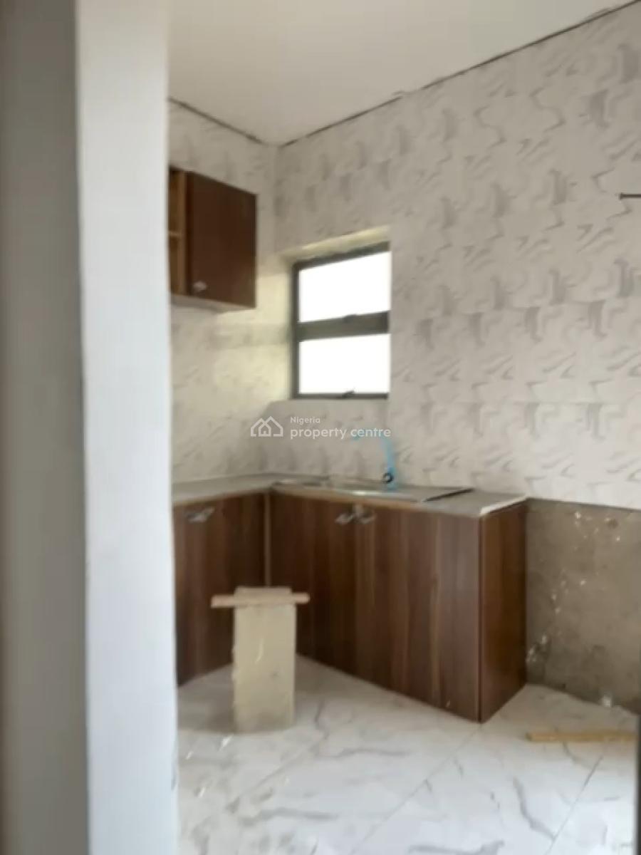 1 Bedroom Apartment, Pako Bus Stop, Akoka, Yaba, Lagos, Flat / Apartment for Rent