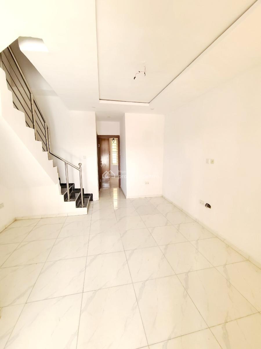 Newly Renovated 3 Bedroom Terrace Duplex, Ikota, Lekki, Lagos, Terraced Duplex for Rent