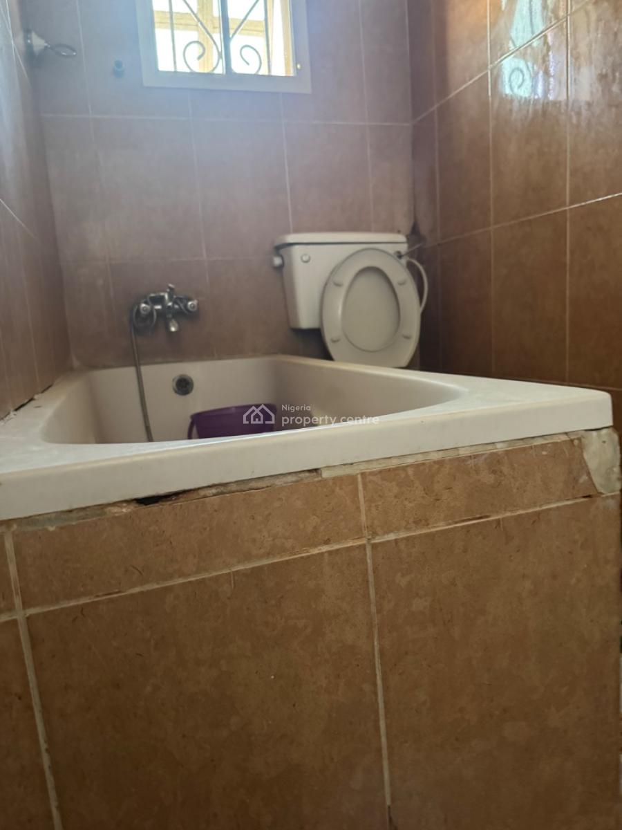 a Large 6 Bedroom Detached Duplex with Bq, ., Lekki Phase 1, Lekki, Lagos, Semi-detached Duplex for Rent