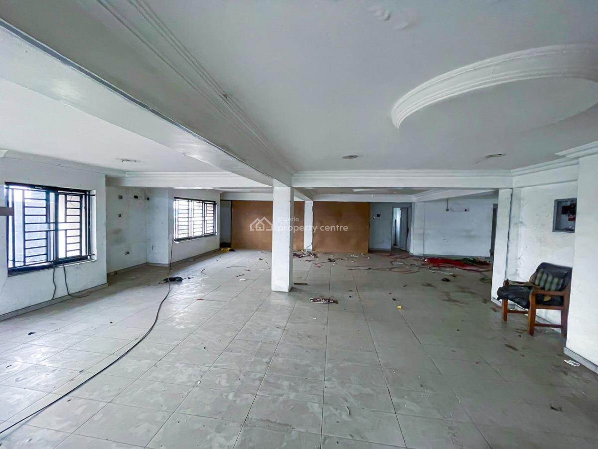 Commercial Building on 4 Floors on a Major Road, Aba Road, Port Harcourt, Rivers, Plaza / Complex / Mall for Rent