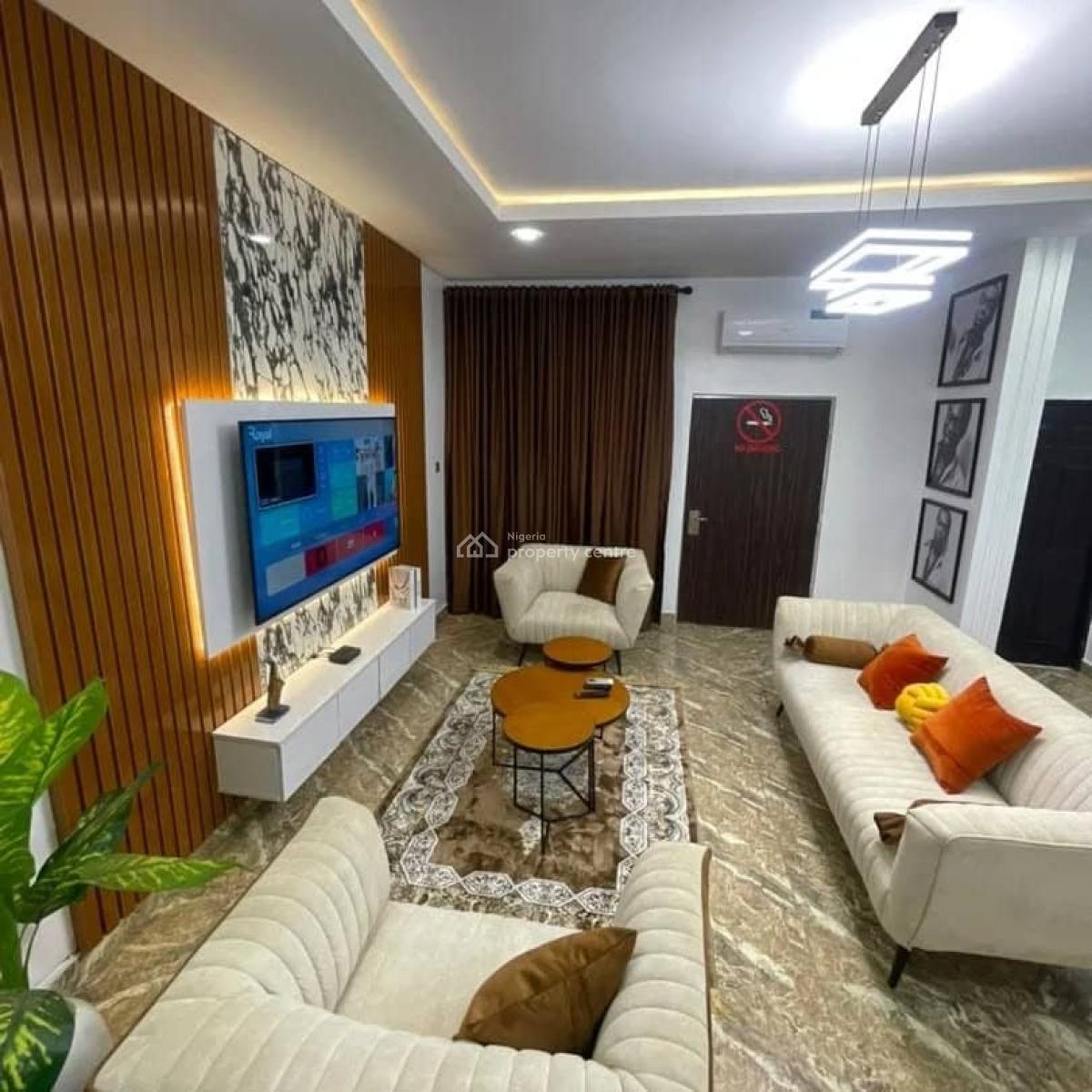 Luxury 2 Bedroom Apartment with Excellent Fixtures, Wuye, Abuja, Flat / Apartment Short Let
