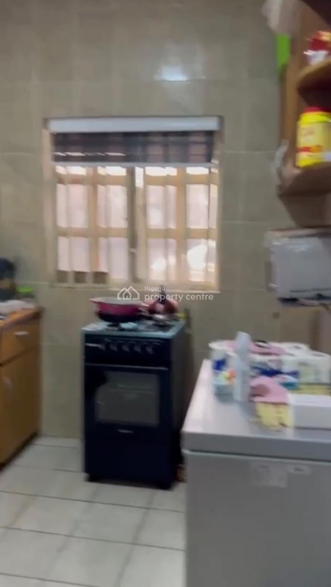 Lovely 3 Bedroom Flat in a Secured Estate, Idado, Lekki, Lagos, Flat / Apartment for Rent